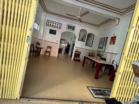 Cho thuê nhà nguyên căn đối diện cổng vinpearl và gần viện hải dương học cầu đá vĩnh nguyên