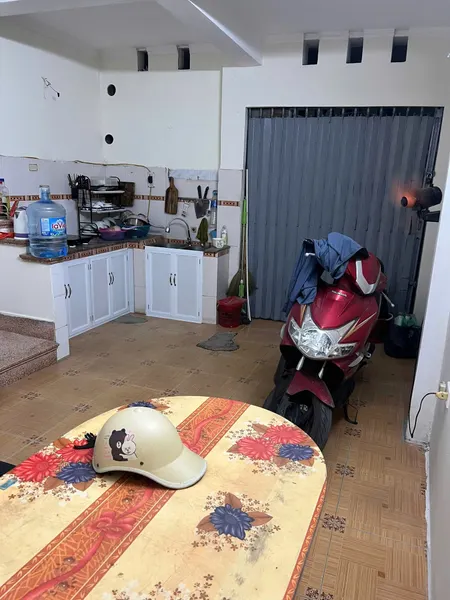 CHÍNH CHỦ BÁN NHÀ ĐƯỜNG HOÀNG MAI - VỊ TRÍ ĐẮC ĐỊA - GIÁ TỐT NHẤT KHU VỰC