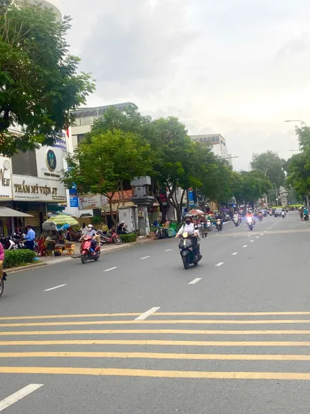 MẶT TIỀN ĐIỆN BIÊN PHỦ Q3 – HÀNG VIP HIẾM – 8M *30M- NỞ HẬU  TÀI LỘC– 240M² – 5 TẦNG – CHỈ 109 TỶ