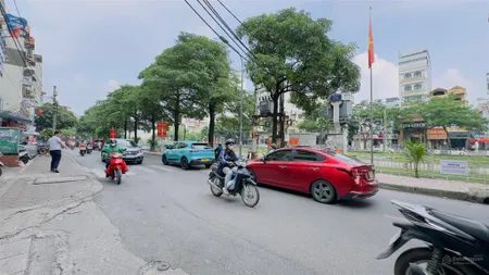 Chính chủ bán nhà ngõ 162 khương đình dt 42m2, mt 3.8m, 4 tầng, nhà thật 100%
