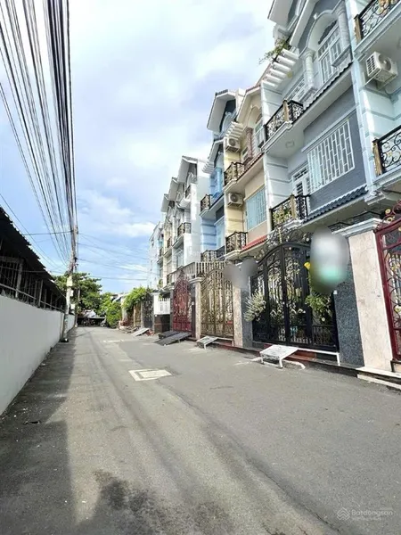 Giảm giá hơn 5 tỷ quận 8 giáp q5 q6, hẻm ô tô 51m2 ngang 4.5m