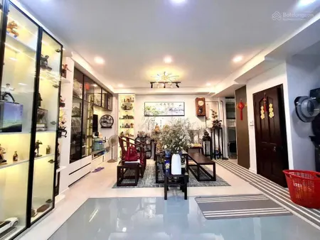 Bán nhà lê văn sỹ tuyến đường thương hiệu,36m2 đất 5 tầng chỉ 9tỷ