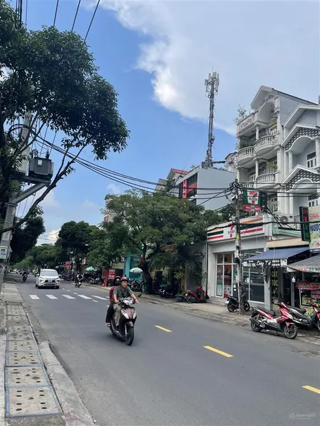Bán nhà mặt tiền làng tăng phú, p. tăng nhơn phú a, tp thủ đức cách lê văn việt chỉ 50m
