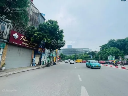 Một siêu phẩm tại #namtừliêm miếu đầm 36m2 mt 4m 8 tầng thang máy full nội thất 5 sao