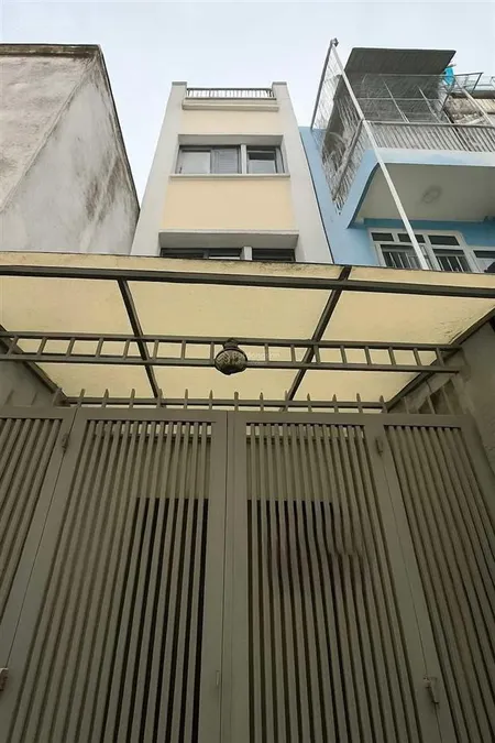 Lý thái tổ ngã 4 sư vạn hạnh nở hậu lớn hoàn công đầy đủ nhà đẹp ở ngay 6,1 tỷ
