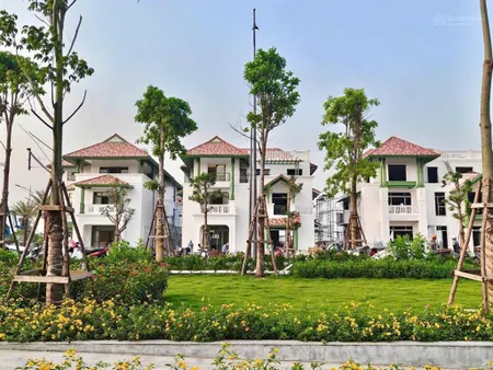 Bán nhanh biệt thự mặt sông sun urban city lam hạ phủ lý hà nam, giá cực chất 38tỷ, 180m2 4 tầng