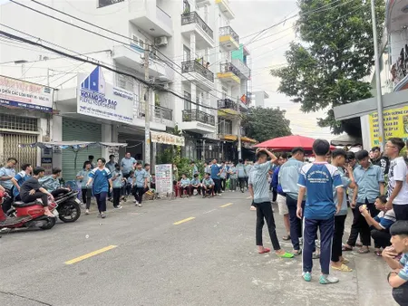 Bán nhà mặt tiền ngay trung tâm ăn uống gần trường giao thông vận tải văn cao, tân phú
