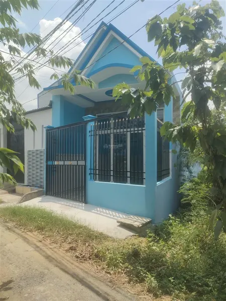 Nhà mới xây chưa ai ở, rất đẹp đường sá quá đẹp