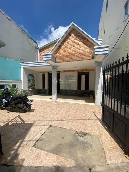 Bán nhà giả biệt thự đường 17 quận 7 xe hơi tới nhà chỉ 8.3 tỷ giá tốt nhất khu vực