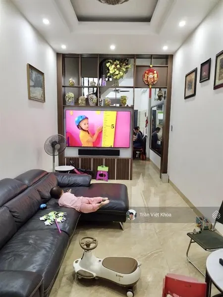 Ô tô đỗ cửa ngõ thông kinh doanh đỉnh 4 tầng 70m phố yên lãng hơn 18 tỷ