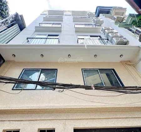 Bán tòa nhà chdv phố giải phóng, 11 phòng, pccc, thang máy xịn xò