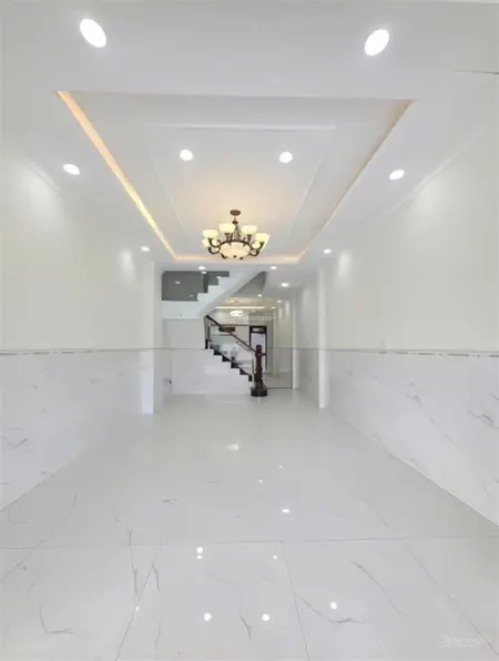 Bán nhanh nhà liền kề 68m2 3 tầng sẵn sổ tại trung tâm dĩ an tp hcm