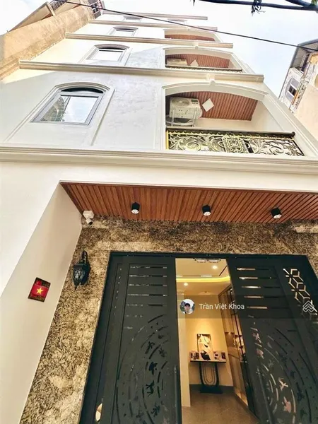 7 tầng thang máy full nội thất nhập khẩu ở sướng như biệt thự giữa phố thái thịnh giá 15 tỷ