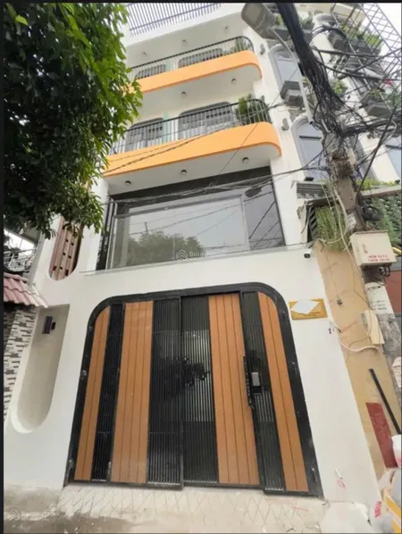 Căn hộ dịch vụ cao cấp 5 tầng ngay ngã tư nguyễn văn lượng nguyễn oanh thu nhập 1 tỷ/ năm