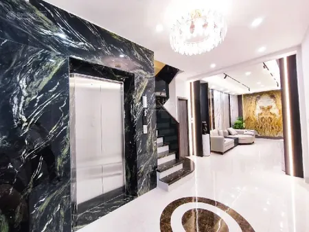 Bá.n nhà hai bà trưng 52m x 6 tầng thang máy gần phố nhà mới kính koong 16xty thiết kế