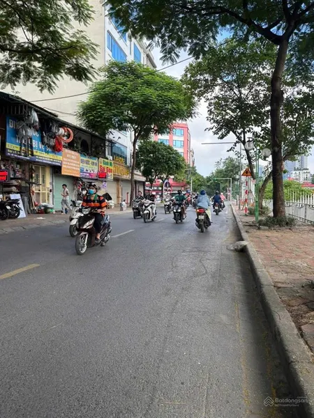 Nhà đẹp mặt phố nguyên khang, yên hoà, cầu giấy cần bán gấp