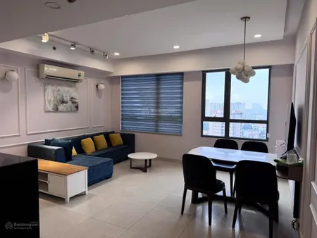 Chính chủ bán gấp căn hộ 3 phòng ngủ masteri thảo điền. giá ra sớm 8.5 tỷ. sang 0909 634 ***