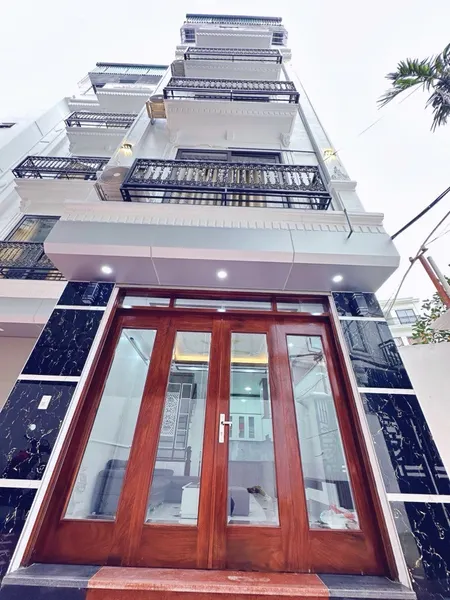 NHÀ ĐẸP THỤY PHƯƠNG DT35M2 - MT5M - 5 TẦNG - GIÁ 6TỶ - BẮC TỪ LIÊM - KINH DOANH
