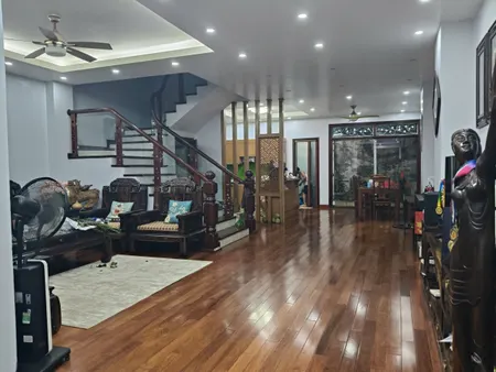 CHO THUÊ NHÀ - DIỆN TÍCH 125M2 * 4 TẦNG - TỨ HIỆP - THANH TRÌ - 25 TRIỆU/THÁNG