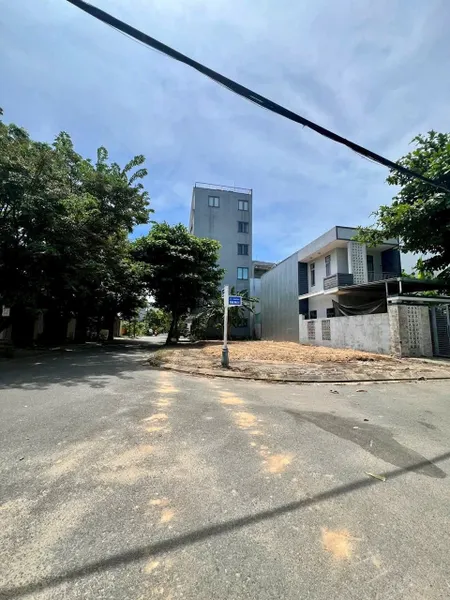 Bán lô góc 177m2 ( 8,5x21,5m ) Đường Bàu Mạc 6, gần Biển Nguyễn Tất Thành - Giá 10,9 Tỷ