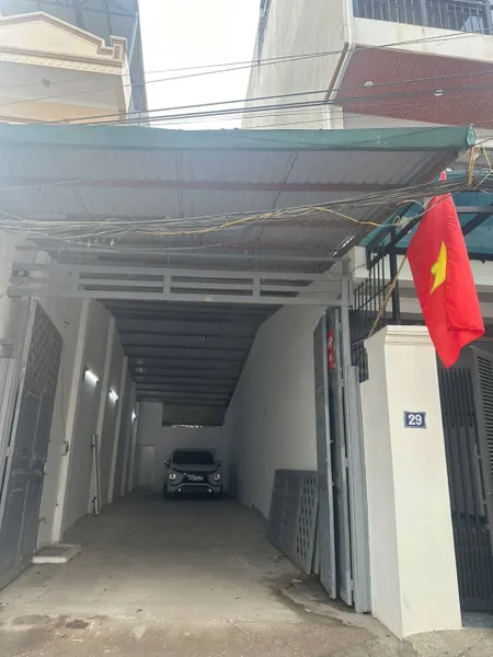 BÁN NHÀ ĐẤT SỔ ĐỎ ĐANG LÀM XƯỞNG HOÀNG MAI , NGÕ 225 NGUYỄN ĐƯC CẢNH OTO VÀO NHÀ