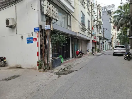 LONG BIÊN - LÔ GÓC 2 MẶT NGÕ - NGÕ RỘNG HƠN 3M Ô TÔ VÀO - GIÁ ĐẦU TƯ