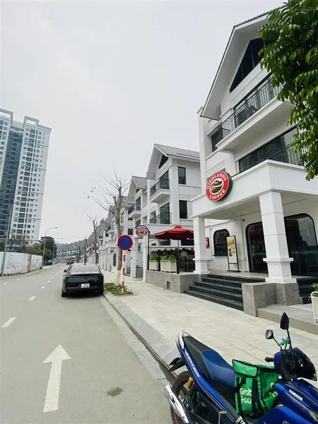 Bán shophouse chân đế chung cư hateco apollo, giá thỏa thuận, diện tích 214m2