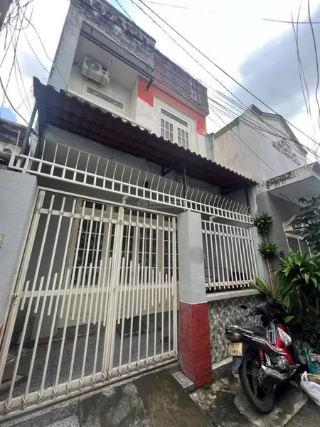 Bán gấp nhà 1 trệt lầu hẻm đường hoàng diệu 2 cách 60m ra mặt tiền tiện ích đầy đủ,p linh trung