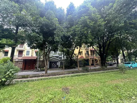 Bán 2 căn biệt thự đơn lập liền nhau khu đtm linh đàm diện tích 507,6 m2, mặt tiền 25 m