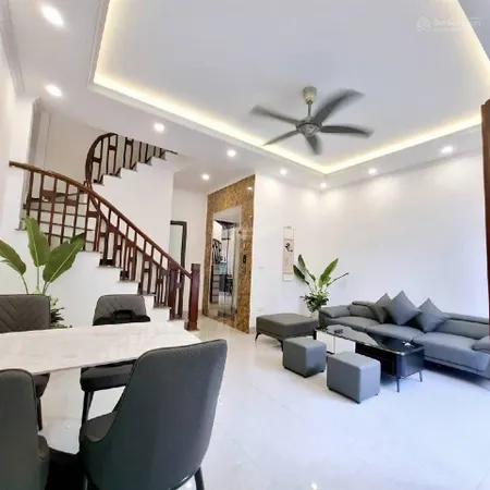 Bán nhà đẹp thạch bàn, long biên, lô góc 6 tầng thang máy, dt 46m2, chỉ 7.8 tỷ