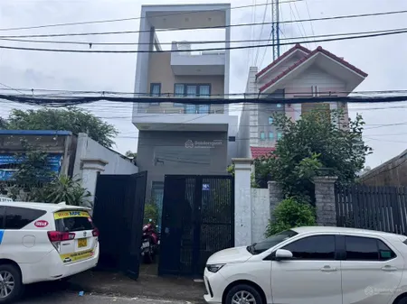 Bán nhà 1 trệt 2 lầu mt đường số 4 khu chợ tam hà phường tam bình gần nhà thờ tam hà, thủ đức