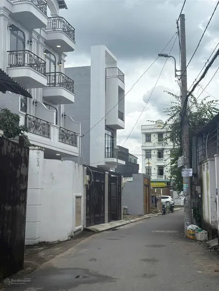 Bán nhà 3 lầu 2 mặttiền hẻm trước sau,hẻm nhựa ô tô 7 chỗ đậu cửa phường trường thọ gần phạm v đồng
