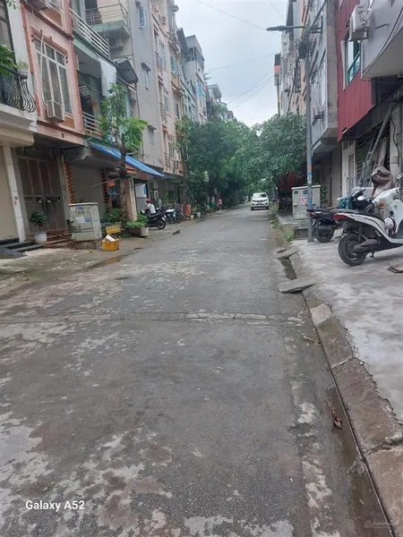 Nhà đẹp đh công nghiệp nhổn, 52m2 x 5 tầng 15.3 tỷ. ôtô phân lô vỉa hè thang máy kinh doanh