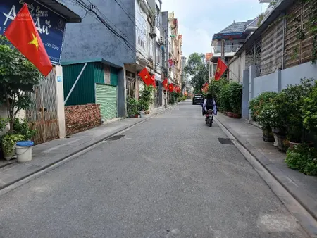 Bán nhà 3 tầng mới đẹp sẵn ở khu z153 đông anh phân lô oto chạy