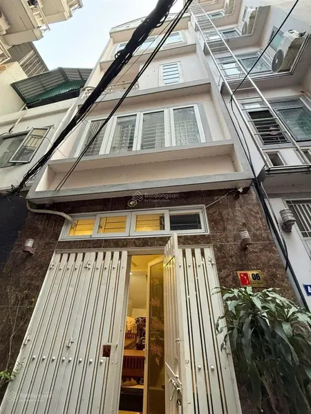 Bán nhà riêng đại mỗ, dt 60m2 x 4 tầng giá 9.35 tỷ, gara vf6, view hồ điều hòa, ngõ thông ô tô đỗ