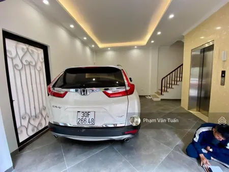 Hiếm! nhà cực đẹp 42m2x7t thang máy. ngõ thông kđt ciputra, ôtô vào nhà phố võ chí công, phú thượng