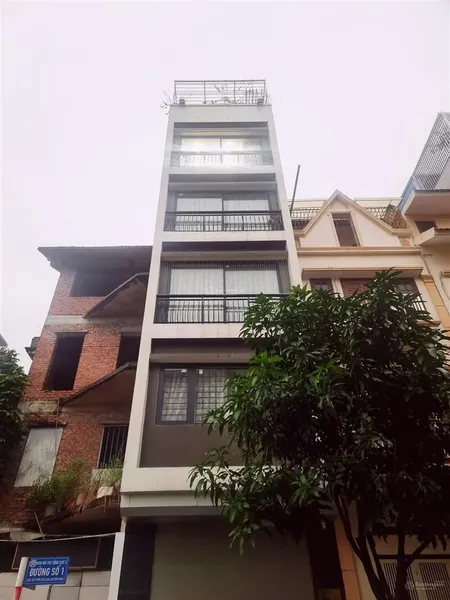 Bán nhà khu đô thị tân mai hm. cạnh hồ điều hoà. 45m2. xây 7 tầng thang máy. ô tô tránh. kinh doanh