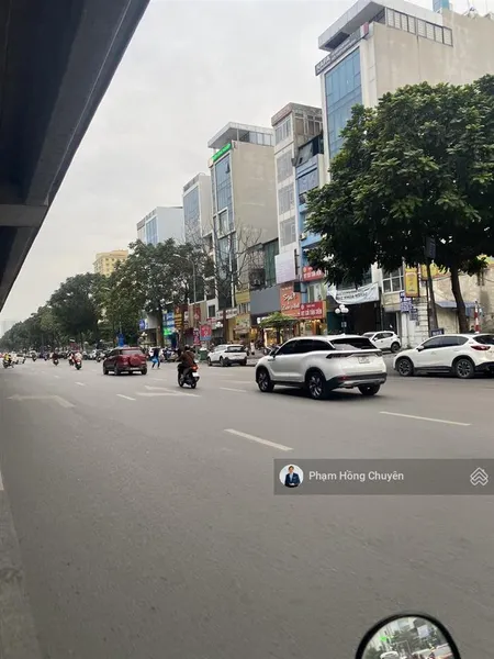 Biệt thự 94m2, 5 tầng, thang máy khu vip, lô góc 3 mặt thoáng khuất duy tiến, hơn 23 tỷ