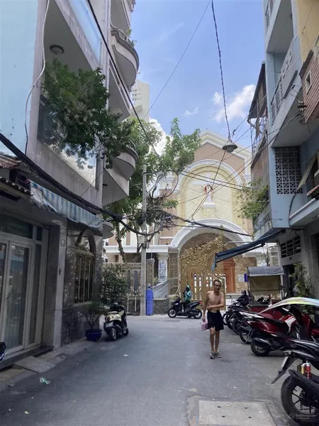 Hẻm auto quay đầu trường sa, q3