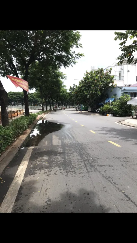 Bán nhà mặt tiền quận 6 - 5 tầng BTCT - Giáp bình phú - Xe hơi đậu nhà 5,9 tỷ