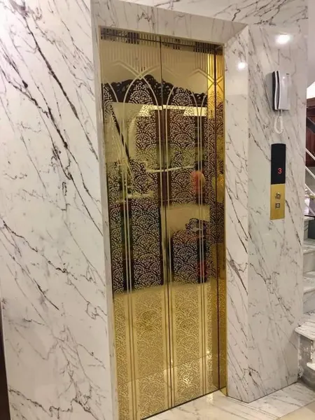 cho thuê nhà mới, hai mặt tiền, Phương Liệt, 105m2x 4T vỉa hè 32 Tr