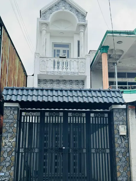 Bán nhà đường xe tải 10m gần Quốc Lộ 22, Hóc Môn, 4Mx26M, 3 Tầng, Kinh doanh, giá 4,95 tỷ