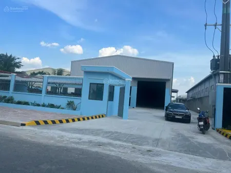 Bán xưởng 3000m. khu công nghiệp. đức hòa 3. long an