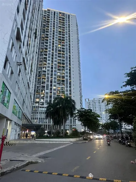 Bán căn hộ pegasuite 1 , full nội thất, 2pn 2wc ( 68m2), giá 3,75 tỷ, săn ngay để lỡ mất căn