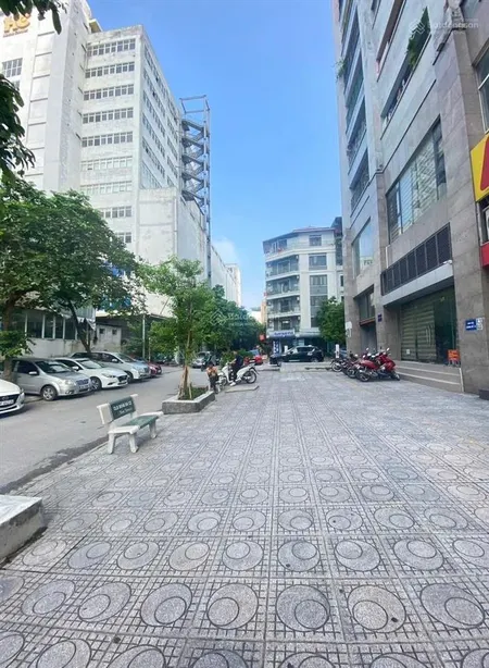 Bán căn chung cư tòa c2, phạm văn đồng 85 m2, 2 phòng ngủ, 2 vs giá 4.25 tỷ
