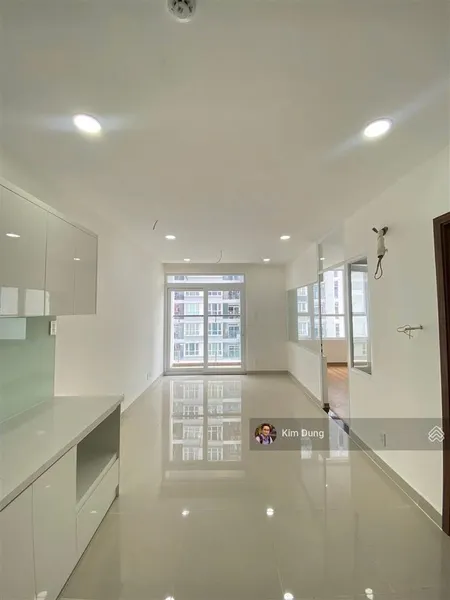Bán căn hộ western capital 50m2 2pn1wc giá 2.350ty nhà trống bao sang tên