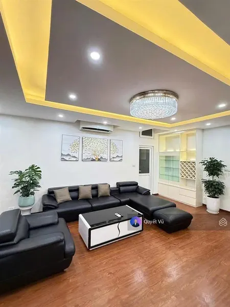 Bán nhanh căn 3pn2wc toà đông đô cầu giấy 110.6m sẵn sổ đỏ,full nội thất hướng mát 0888 989 ***