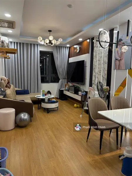 Chính chủ cần bán gấp căn 2n2wc tầng đẹp nhất dự án 0977 146 ***