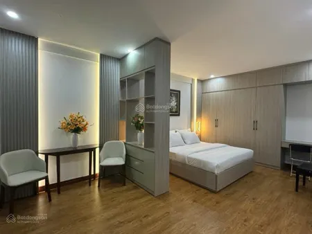 Chính chủ bán ch 3n2vs. giá 11,7 tỷ. dt 139m. đc eurowindow trần duy hưng. full nội thất.