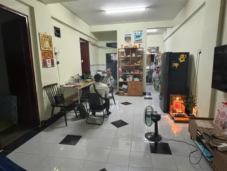 Căn hộ chung cư bình phú thang máy giá 2 tỷ 250
